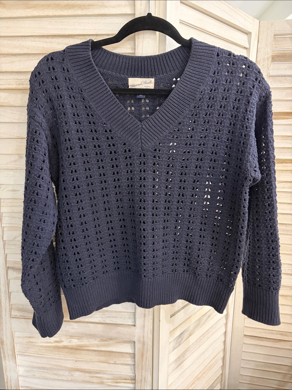 Universal Threads Black Open-Knit V-Neck Sweater